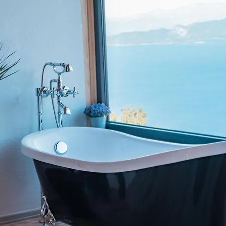Konukevi Yediburunlar Lighthouse 5*