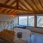Ξενοδοχείο Yediburunlar Lighthouse Boutique And Restaurant