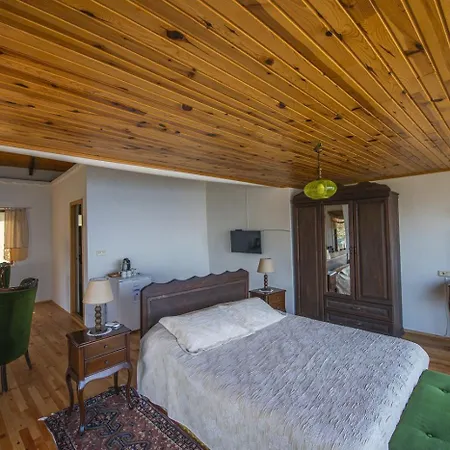 Yediburunlar Lighthouse Boutique And Restaurant 파랄리아