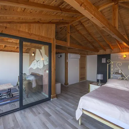 Отель Yediburunlar Lighthouse Boutique And Restaurant Фаралия