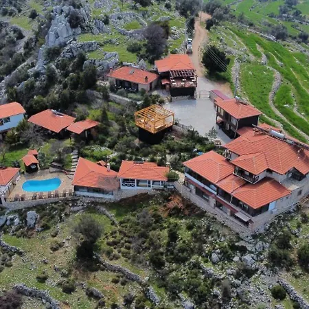 Yediburunlar Lighthouse Boutique And Restaurant 파랄리아