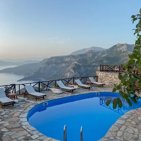 Отель Yediburunlar Lighthouse Boutique And Restaurant