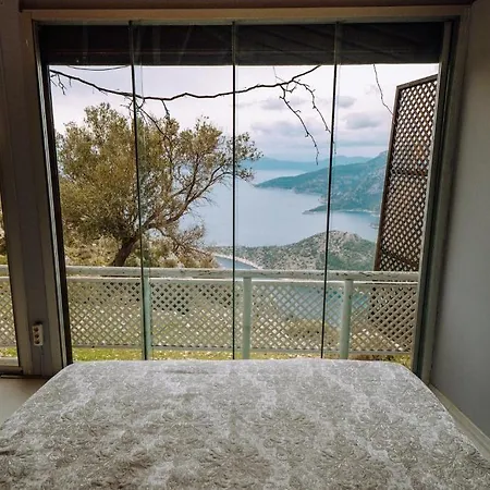 Yediburunlar Lighthouse Boutique And Restaurant Фаралия