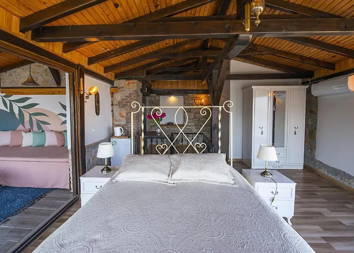 Hotel Yediburunlar Lighthouse Boutique And Restaurant 4*