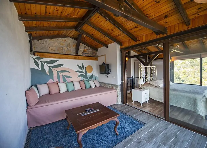 Yediburunlar Lighthouse Boutique And Restaurant Hotel 4*