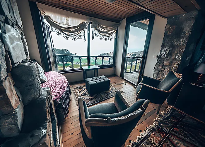 酒店 Yediburunlar Lighthouse Boutique And Restaurant 法拉尔雅